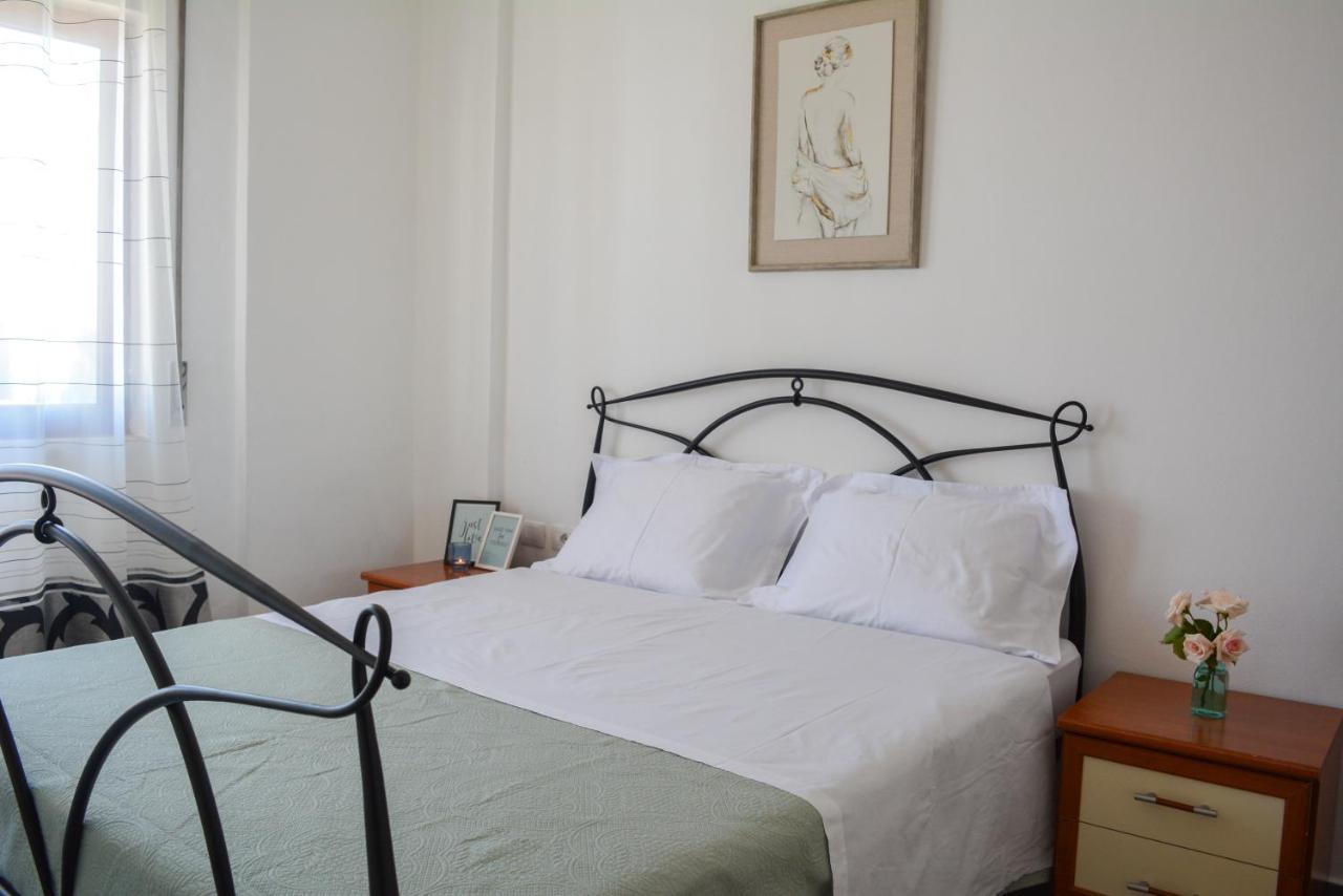 Moraceae Lovely Apartment Τίρανα Εξωτερικό φωτογραφία